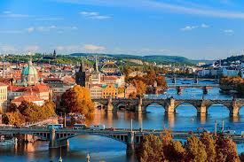 PRAGUE - CESKY KRUMLOV - VIENNA  - BRATISLAVA - BUDAPEST