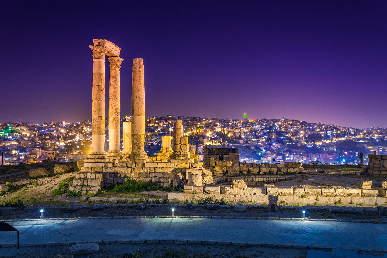DISCOVER JORDAN – Dead Sea, Petra, Wadi Rum